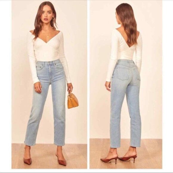 Reformation Claudia High Waist Relaxed Jean Size 26 St. Lucia Light Blue Wash - Picture 1 of 11